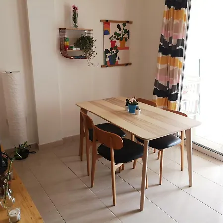 Yippee! My Happy Place In Center לרנקה